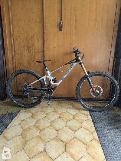 Mondraker SUMMUM CARBON RR 2022