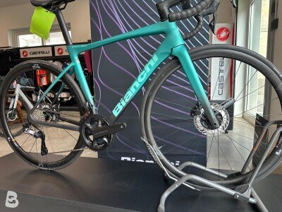 Bianchi Specialissima PRO Ultegra Di2 2025