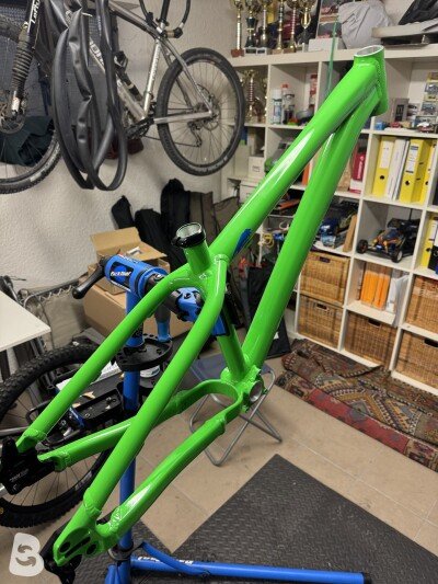 Santa Cruz Jackal 2025