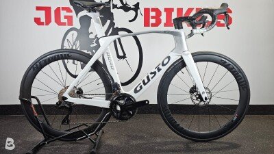 Gusto Duro evo sport te disc di2 2026