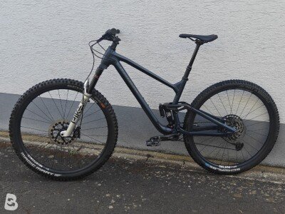 Radon Skeen Trail Al Custom 2023