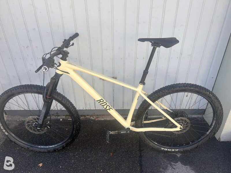 Scott Scale 730 carbon used