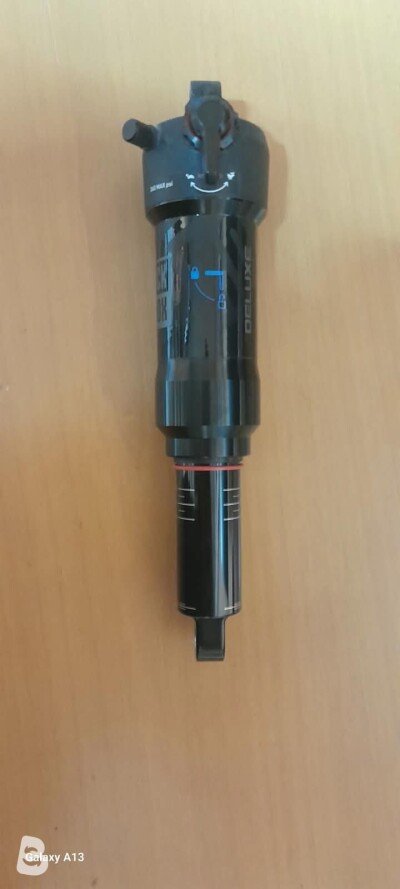 Rock Shox deluxe select+ 2025