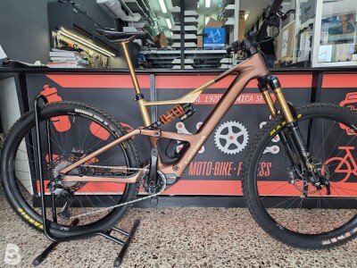 Orbea Rise LT ltd Carbon Top di Gamma Kashiama -XTR 2025