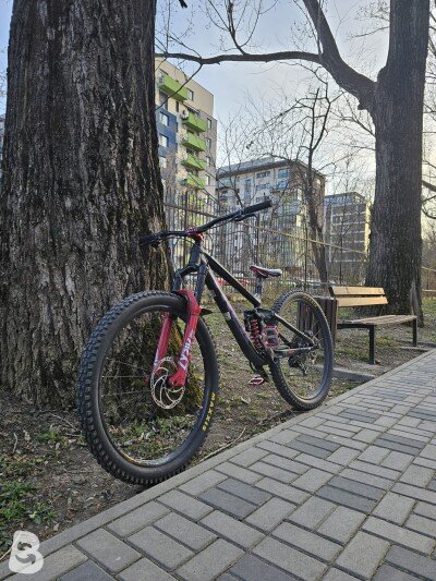 Trek Slash 8 2022