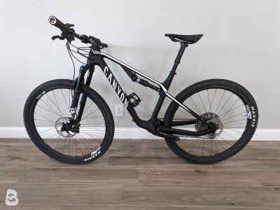 Canyon Lux CF 7 2022