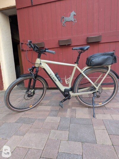 Cube Kathmandu Hybrid Pro 625 2021