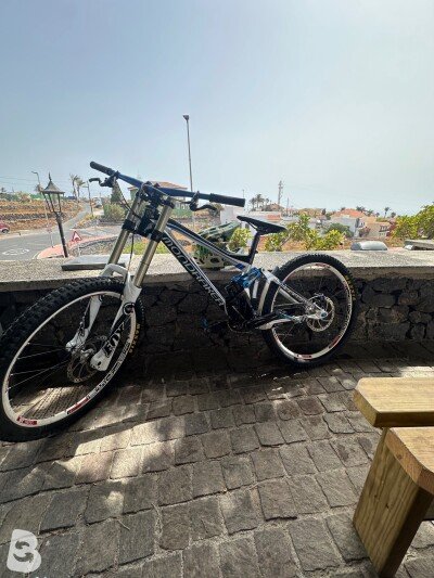 Mondraker Súmmum pro team 2013