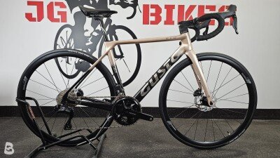 Gusto Ranger evo sport disc 105 di2 2x12 2025