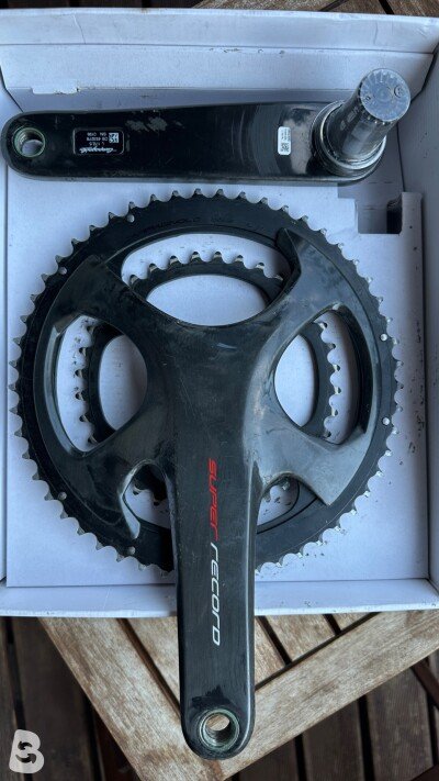 Campagnolo guarnitura Super Record  12v in fibra di carbonio con perno in titanio (Ultra-Torque)