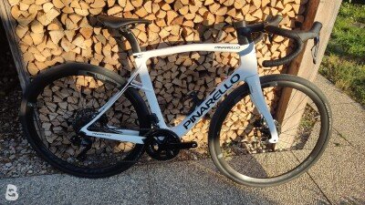 Pinarello X5 SHIMANO 105 Di2 2024
