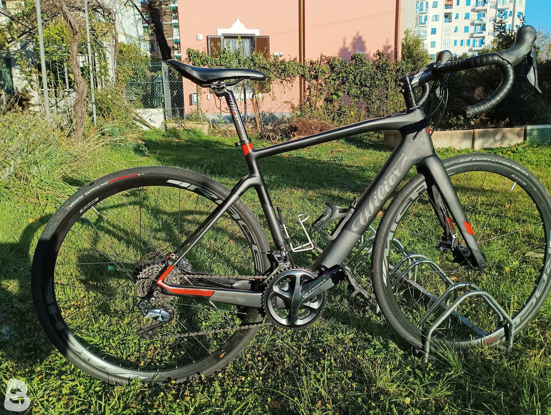 Wilier cento 1 store hybrid