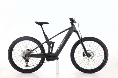 Cube Stereo Hybrid Race XT 2024
