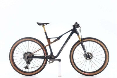 Orbea OIZ M-TEAM XTR 2025