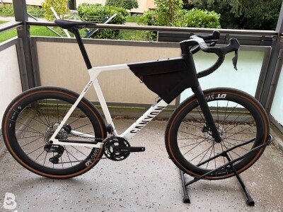 Canyon Grail CF SLX 8 di2 2025