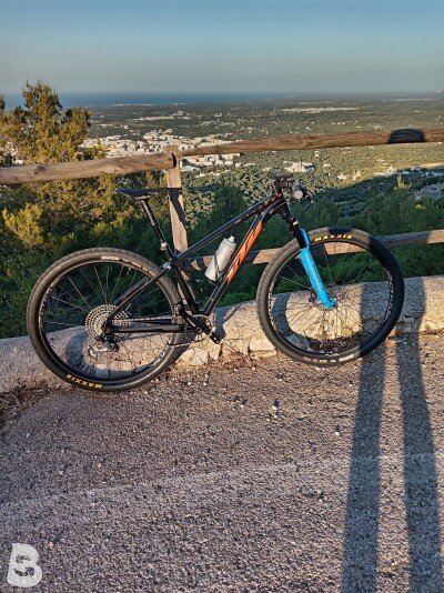 KTM Myroon 2026