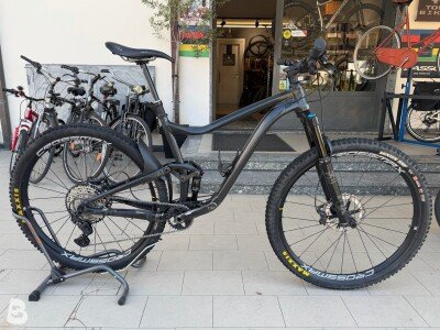 Giant Trance 1 2021