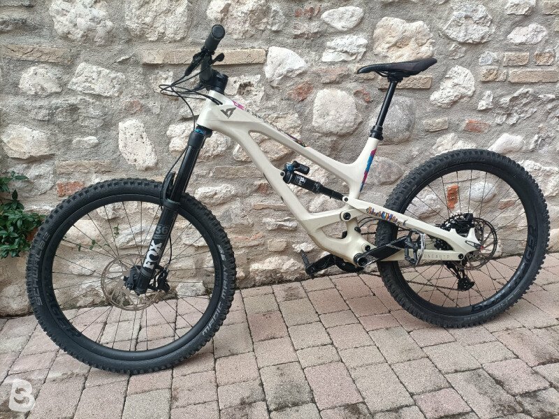 yt capra comp 2021