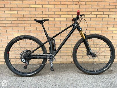 YT Industries izzo pro race 2021