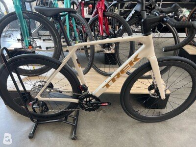 Trek Domane SL6 2027