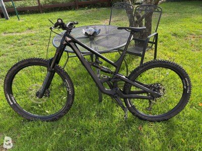 YT Industries Yt Capra Core 2 Carbon mx 2025
