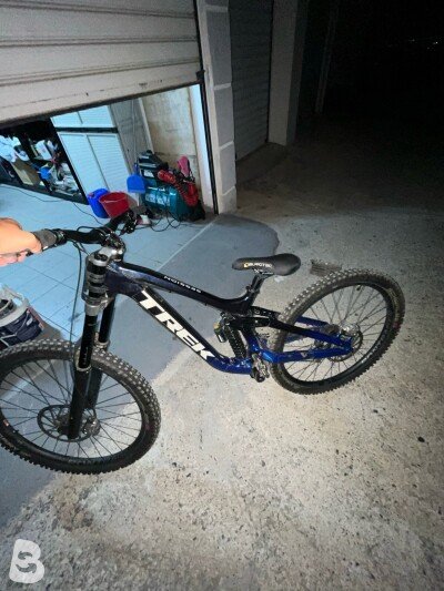 Trek Session 8 2025