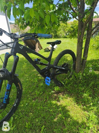 YT Industries Capra CORE 3 29 2024