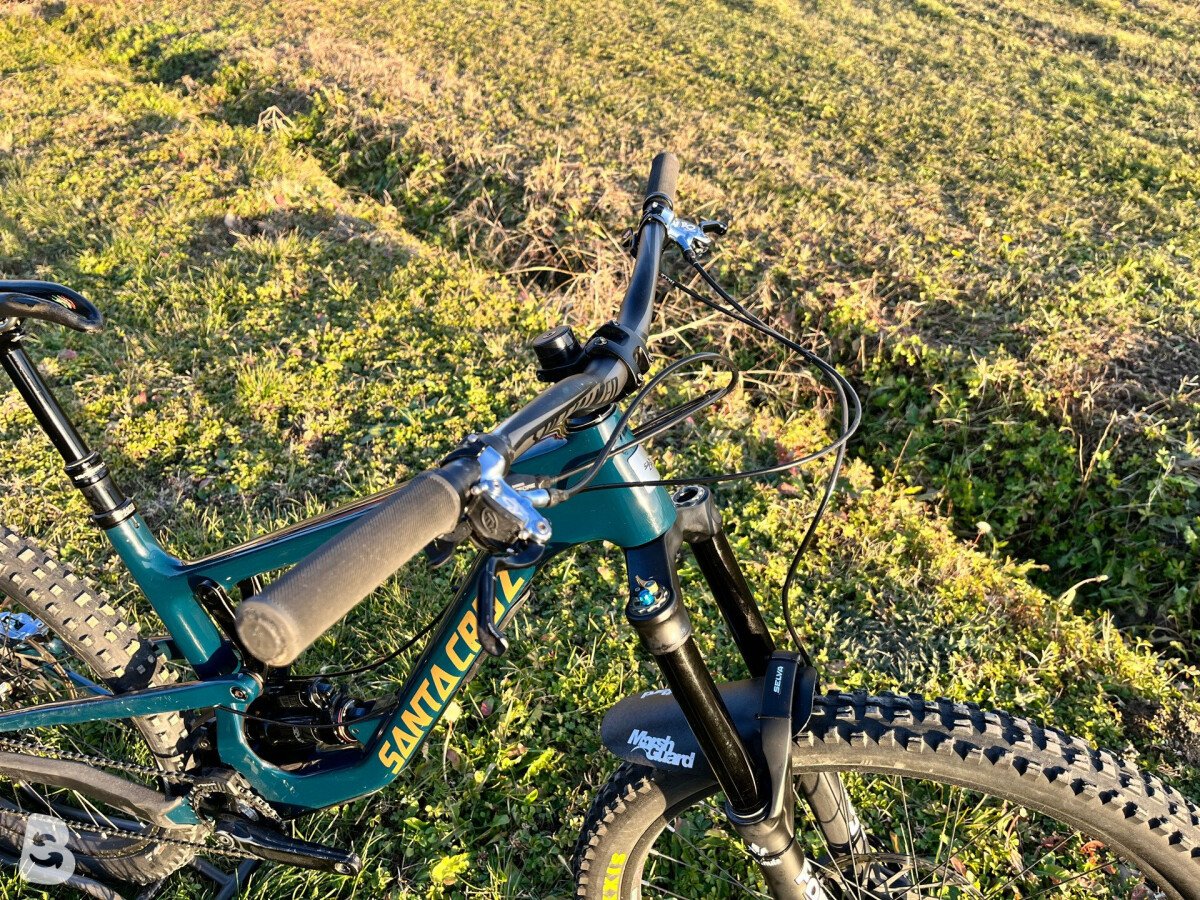 Santa Cruz Nomad 2018 used