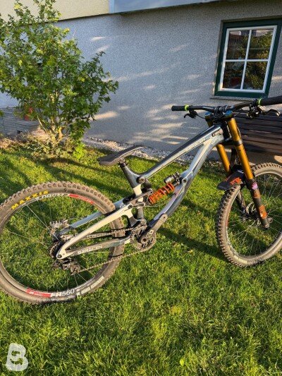 Saracen Myst Team 27.5 2020