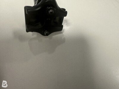 Flyer Flyer Sattelstütze – 31,8 mm / 390 mm / 125 mm Hub