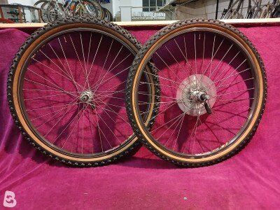 cerchi FIR MS 24D e mozzi Shimano XT 7V. mtb