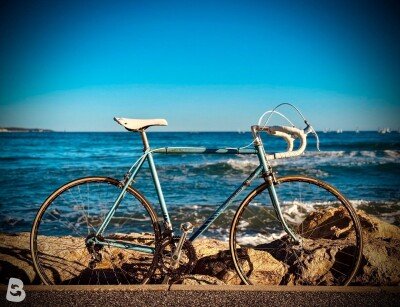 Motobecane Vélo route vintage / Vintage Road Bike – Taille L – Huret – Cadre acier 1980