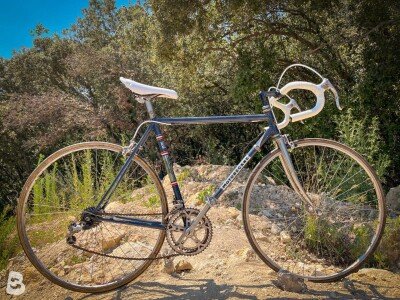 Motobecane Vélo route vintage / Vintage Road Bike – Taille M – Huret – Cadre acier 1980