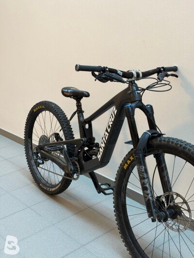 Santa Cruz NOMAD R / Carbon C 2023