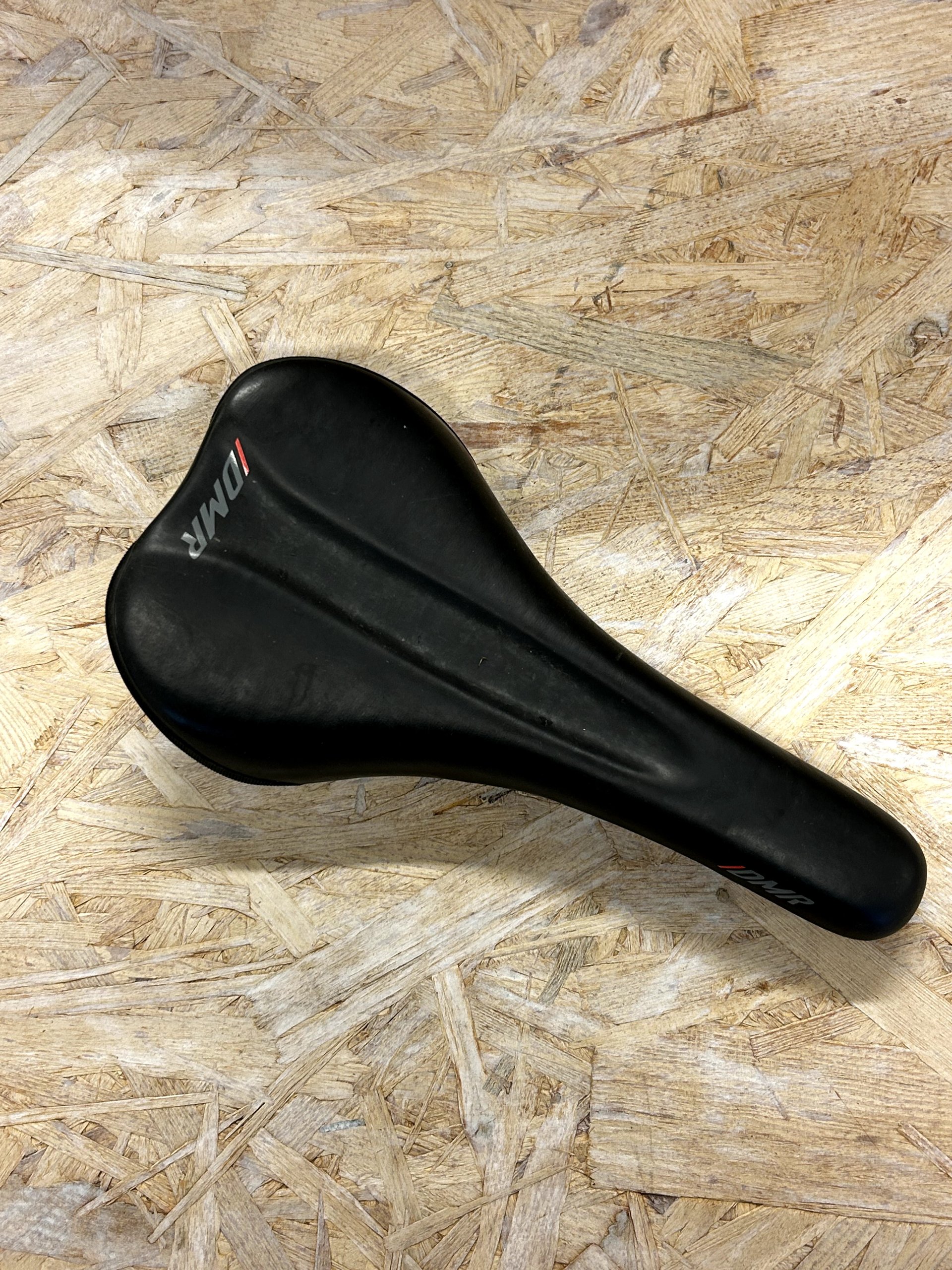 Dmr STAGE2 Saddle