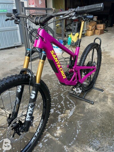 Santa Cruz Bronson 2025