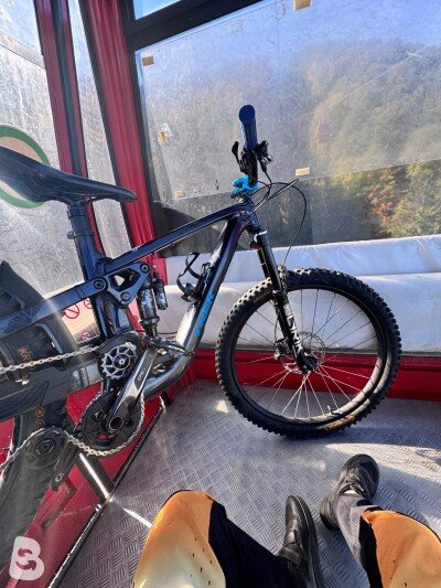 Trek Slash 8 Gen 6 2025