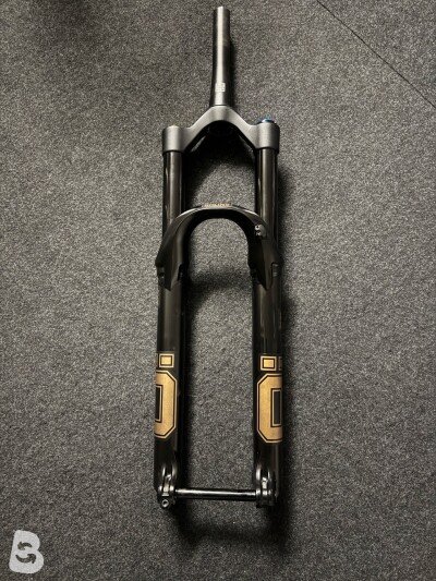 Öhlins RXF 36 M.3 29, 160 mm, TTX18 Twin Tube Kartusche, konischer Gabelschaft, 15 x 110 mm Boost-Achse, 44 mm Offset 2026
