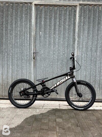 Santa Cruz blackbird sr71 carbono 2026