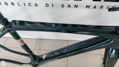 Trek CHECKPOINT SL6 2025