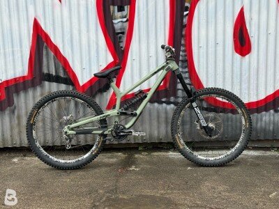 Commencal Furious Ride 2022