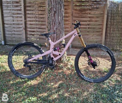 Commencal Furious 2017