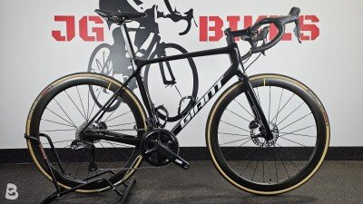 Giant Tcr advanced 0 disc ultegra di2 2x12 + carbon wheels Mavic 2023