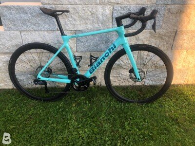 Bianchi Infinito ICR Ultegra Di2 WIE NEU! 2025