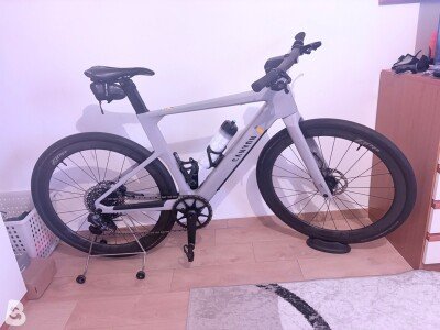 Canyon Canyon Roadlite: ON CF9 LTD 2022