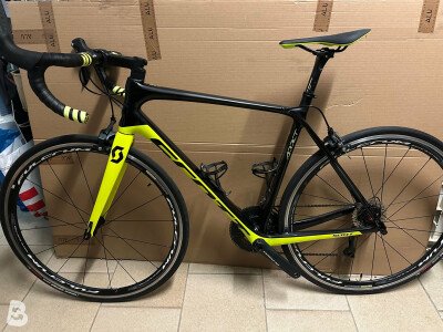 Scott addict rc online 10 road bike 2019