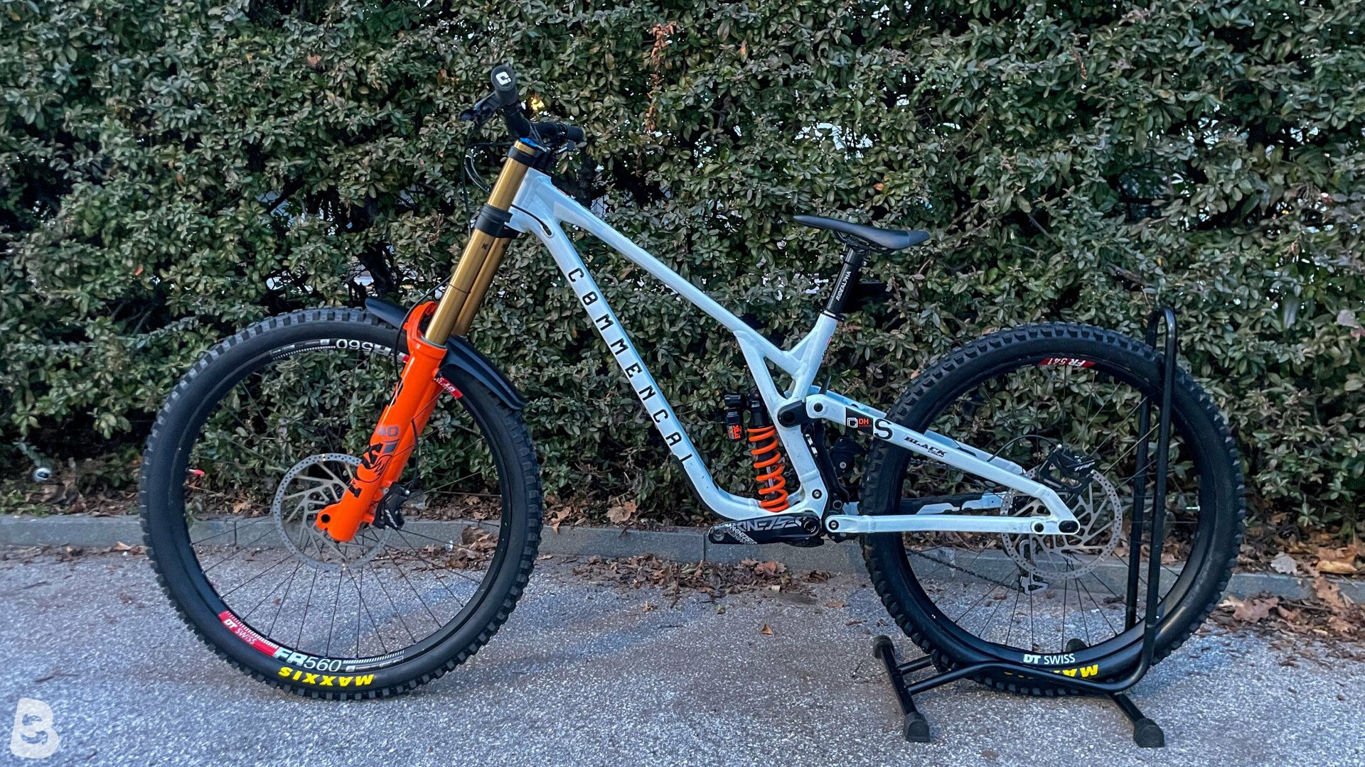 Commencal SUPREME DH V5 2023 used