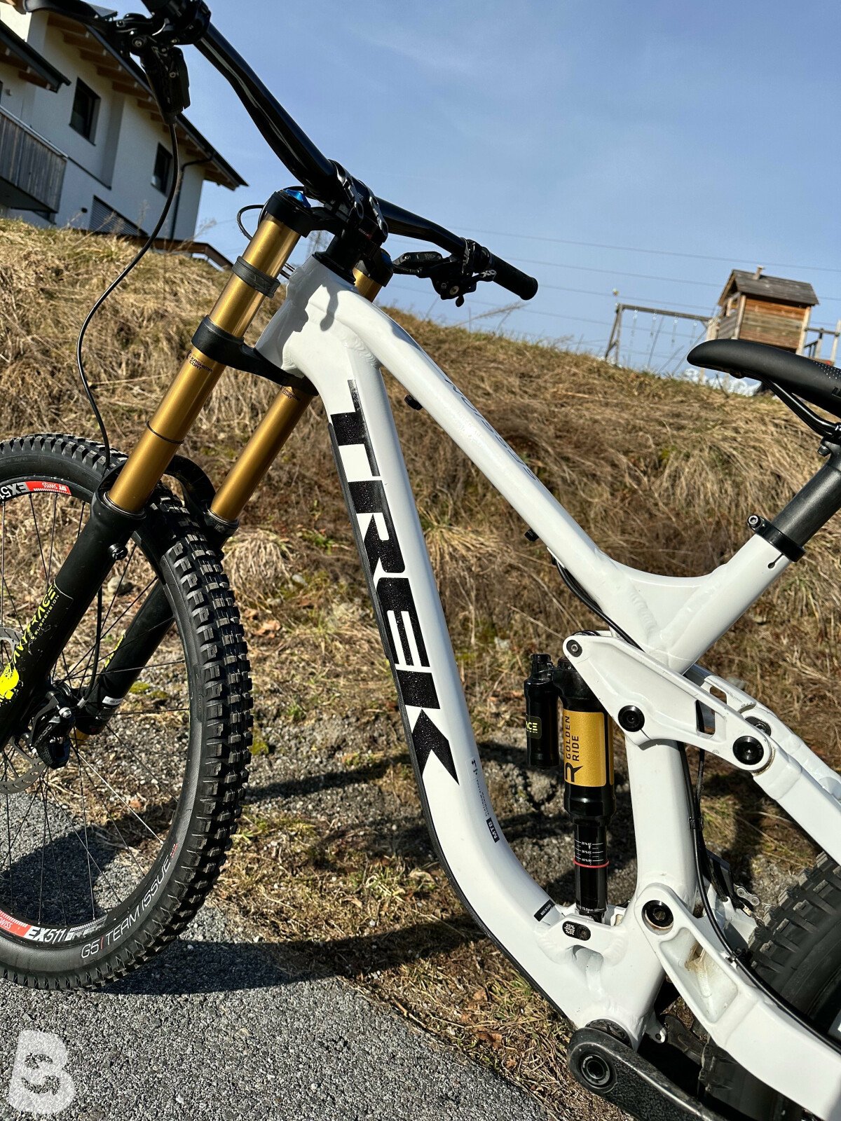 Trek Downhill bikes buy used new Bikeflip