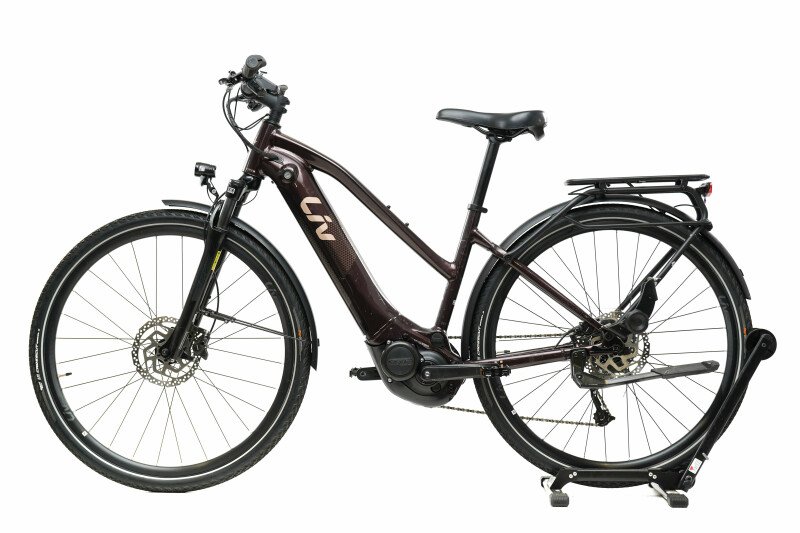 Bicycle Giant Vae 2021 VTC électrique Giant Roam E+ GTS Giant