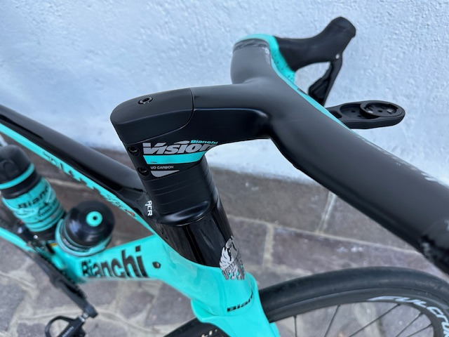 Bianchi oltre xr4 best sale ultegra